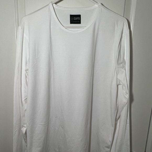Cuts Elongated Long Sleeve (NEW w/o original packaging) - Picture 2 of 5